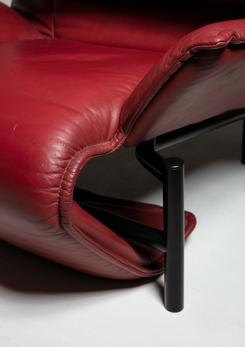 Compasso - Pair of "Veranda" Leather Lounge Chairs by Vico Magistetti for Cassina