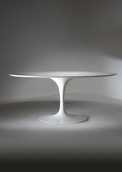 Compasso - "Tulip" Oval Table by Eero Saarinen