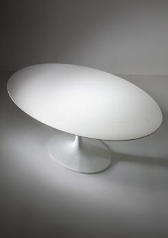 Compasso - "Tulip" Oval Table by Eero Saarinen