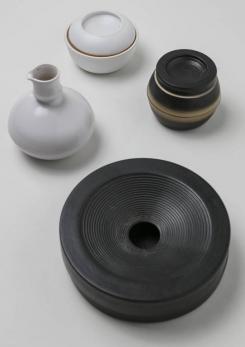Compasso - Set of Four Ceramic Pieces by Franco Bucci for Laboratorio Pesaro Compasso - Set of Four Ceramic Pieces by Franco Bucci for Laboratorio Pesaro